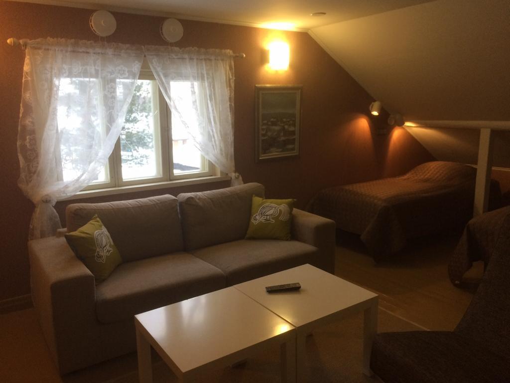 Koljonvirran Kartano Hotel Iisalmi Kamer foto