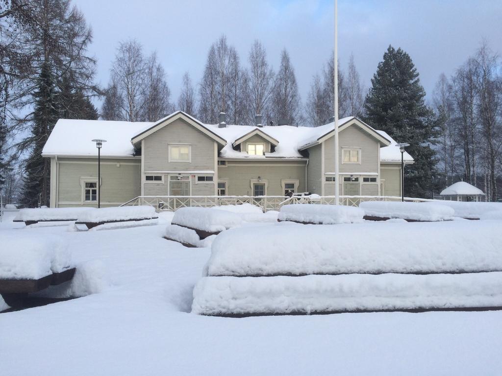 Koljonvirran Kartano Hotel Iisalmi Buitenkant foto